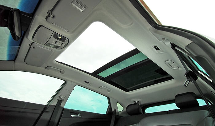 Here is Why a Broken Sunroof Is More Dangerous than You Think