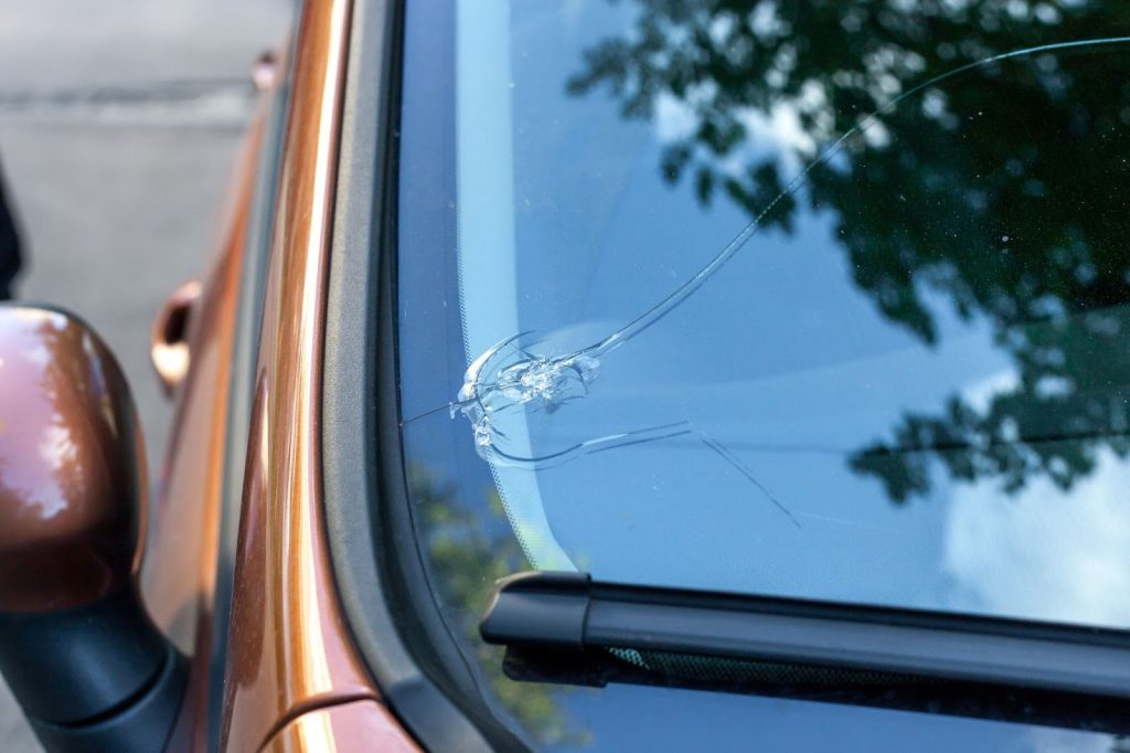 Reasons Windshields Get Damaged